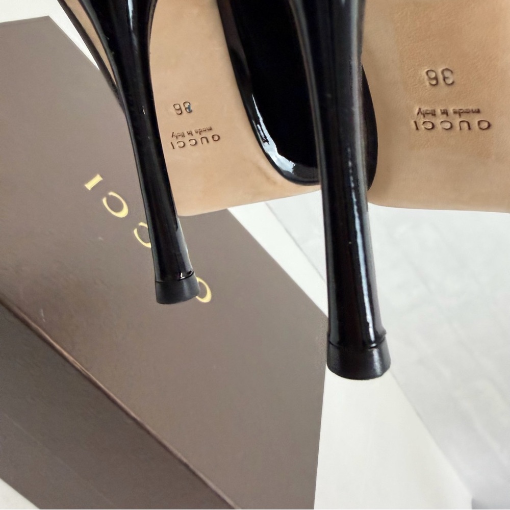 Gucci Black Patent Leather Peep Toe Pumps GG Heel‎ Detail Size 36 (US 6) - Picture 9 of 11